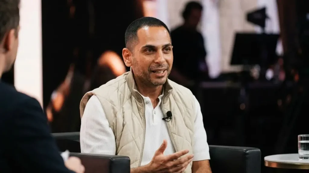 Omid Mouazzen Vermögen 2026